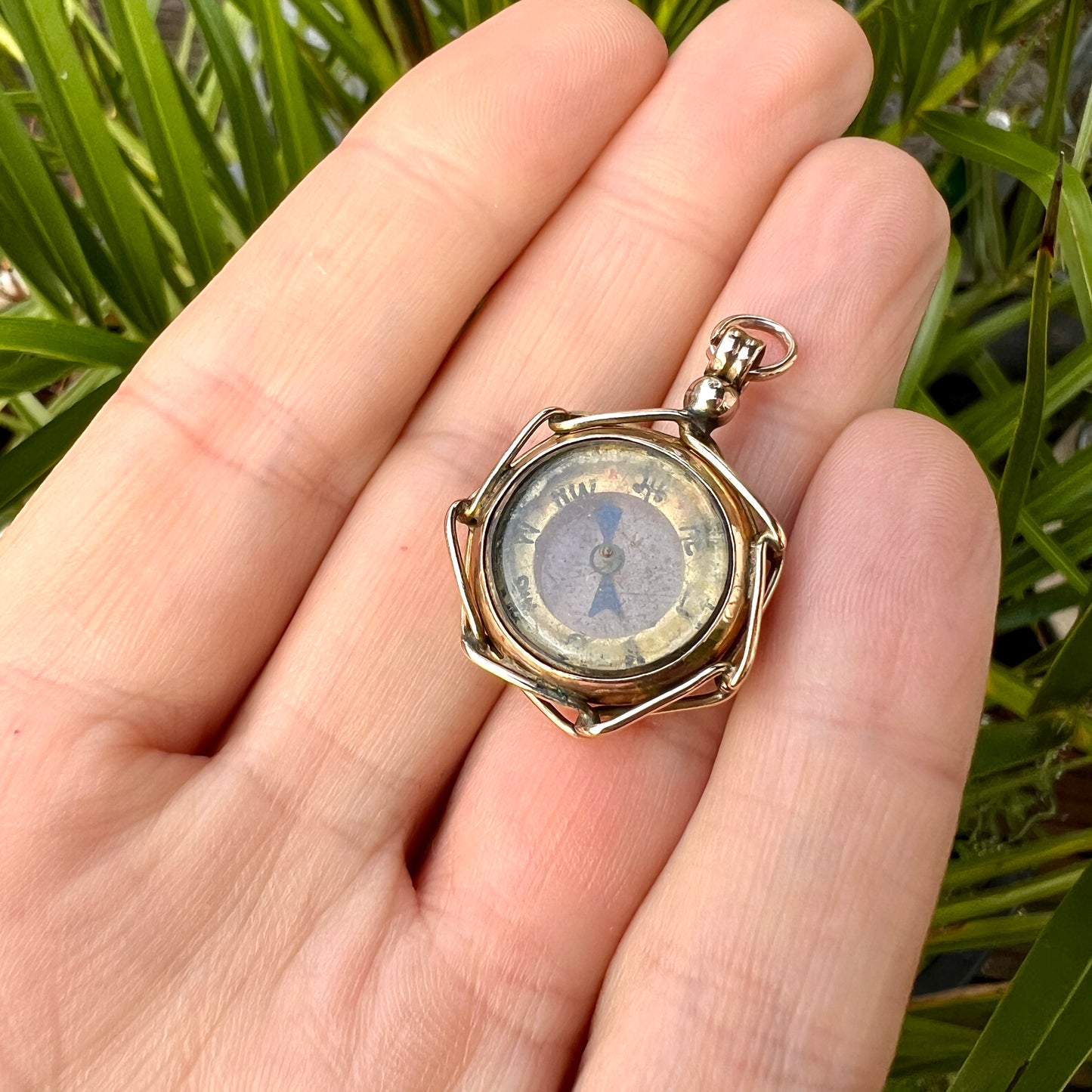 Antique 9CT Gold Removable Compass Pendant