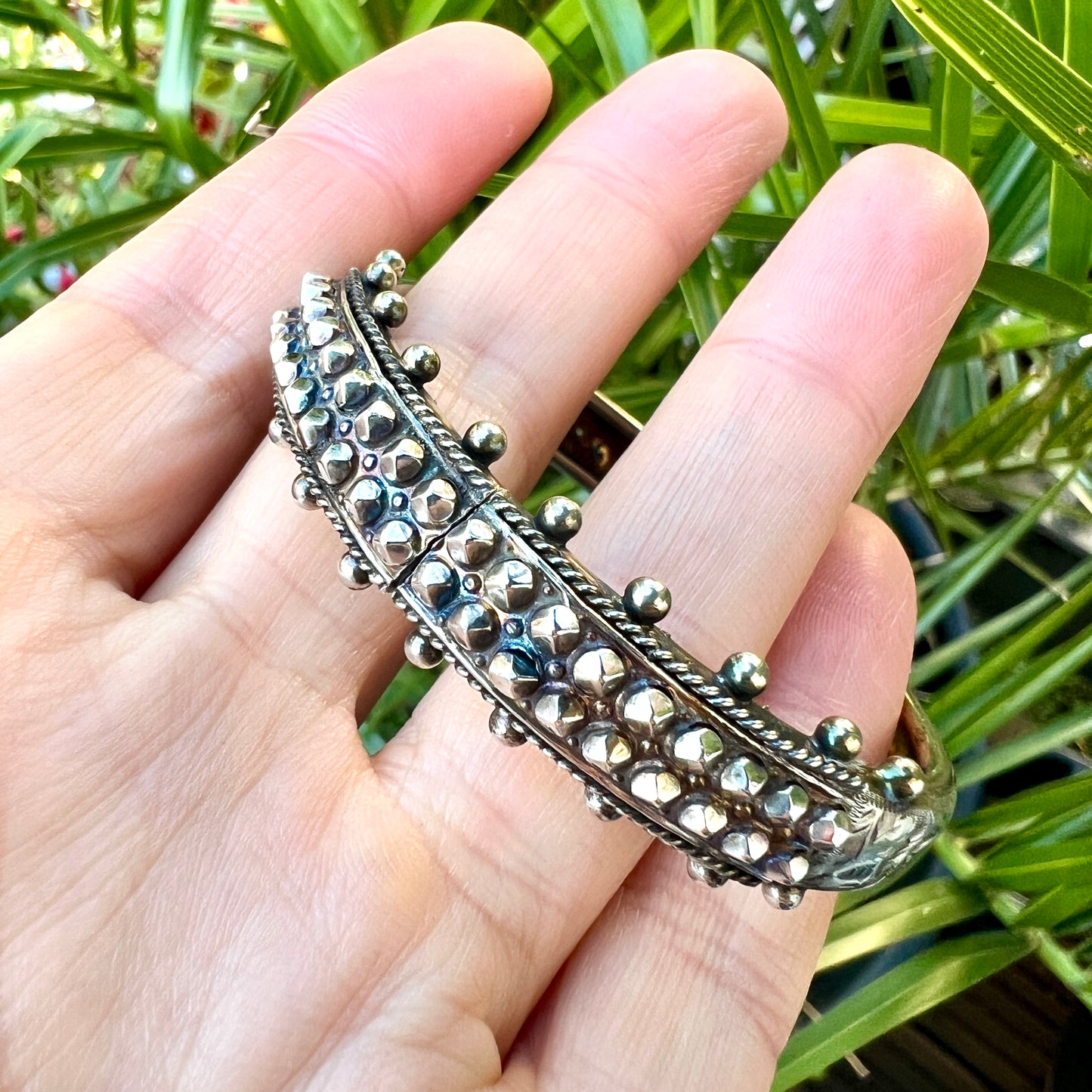 Small Size Antique Silver Front Opening Bangle