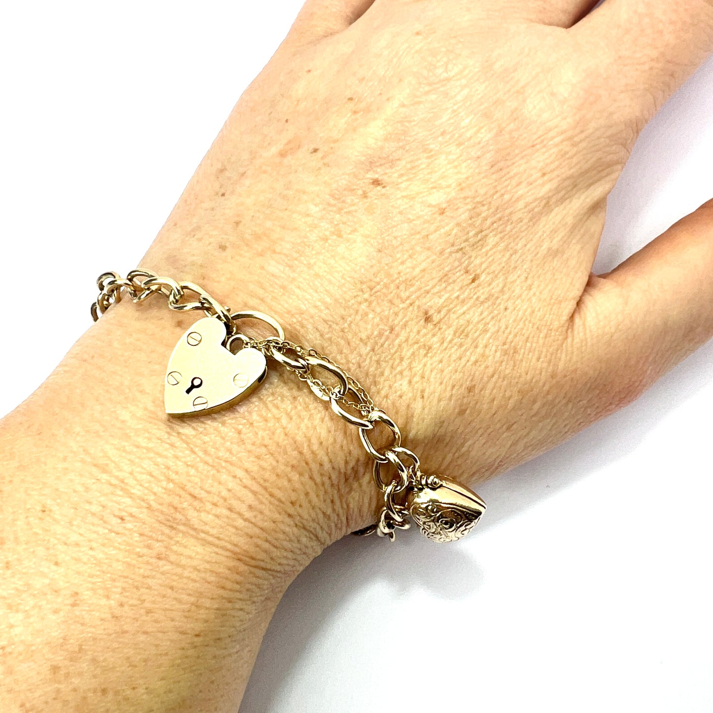Vintage 9CT Gold Padlock Bracelet with Opening Puffy Heart Charm