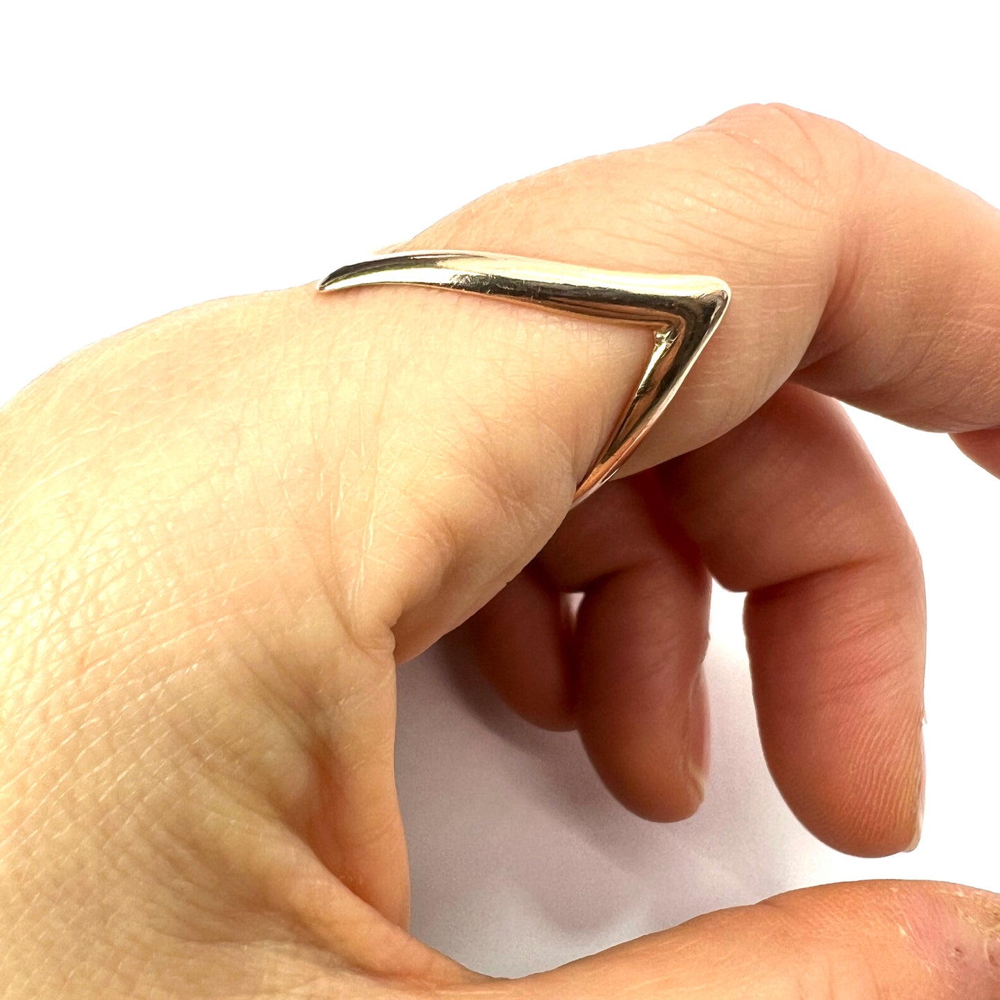 Vintage 9CT Gold Endless Wishbone Ring