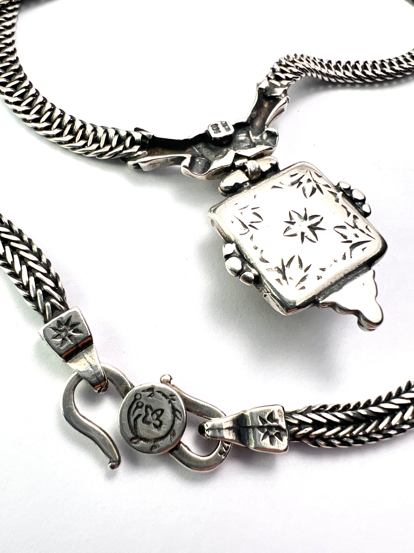 Vintage Silver and Gold Lapis Lazuli Herringbone Necklace