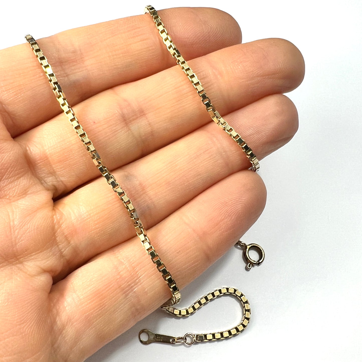 Vintage 9CT Gold Mirror Box Chain Necklace