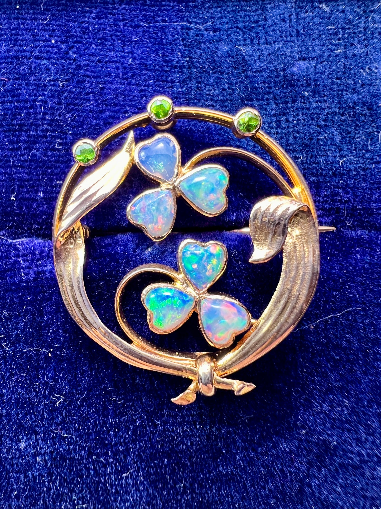 Edwardian Art Nouveau 15CT Gold Opal and Demantoid Garnet Clover Brooch
