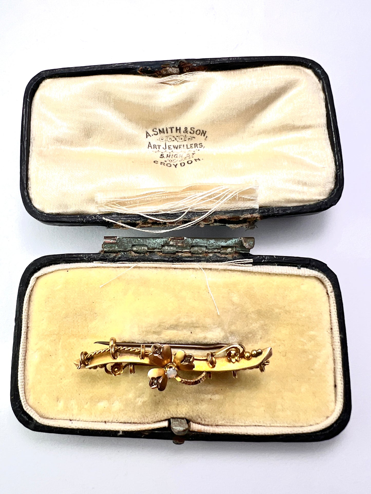 Boxed Victorian 9CT Gold Opal and Diamond Clover Brooch