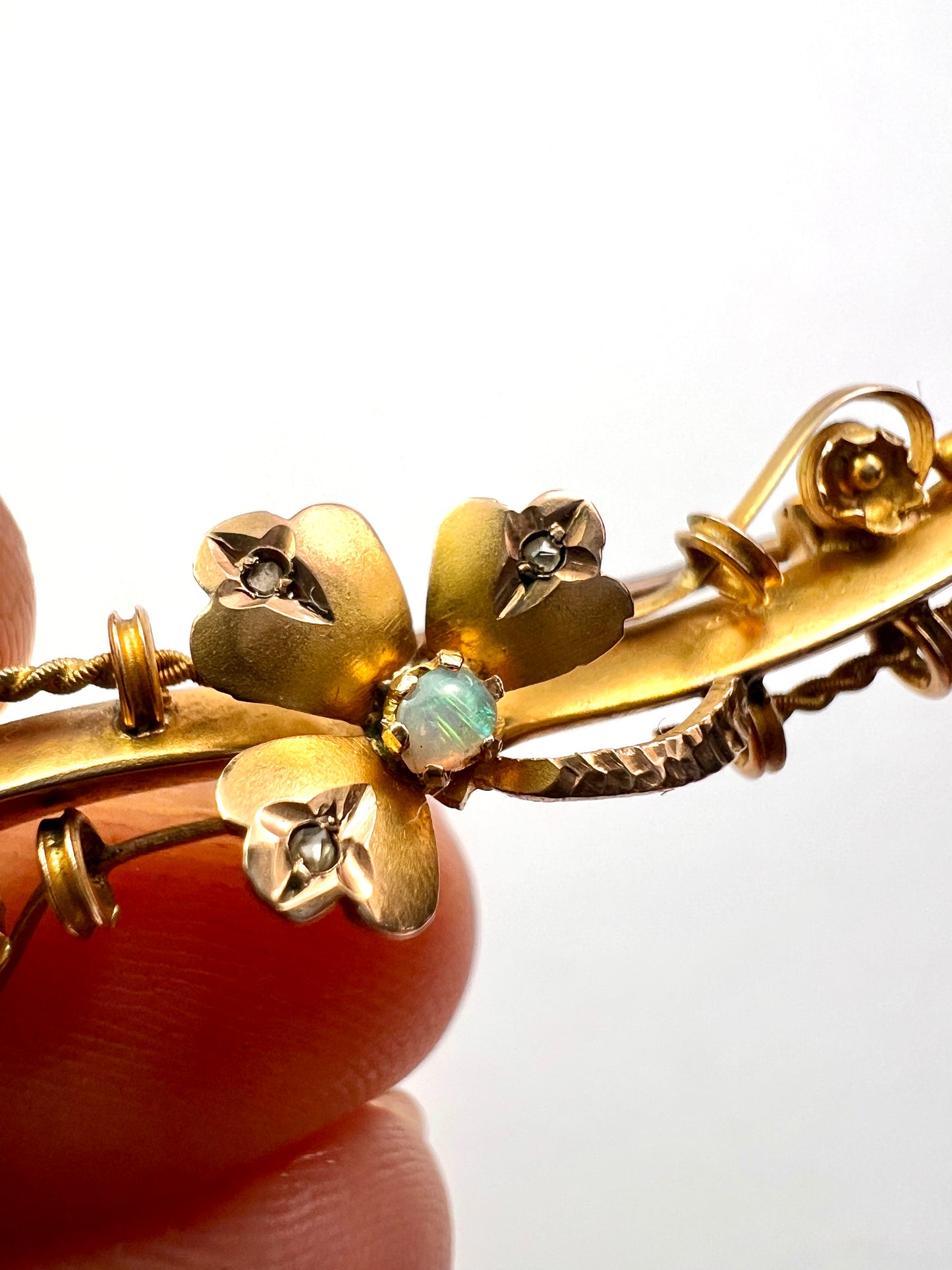 Boxed Victorian 9CT Gold Opal and Diamond Clover Brooch