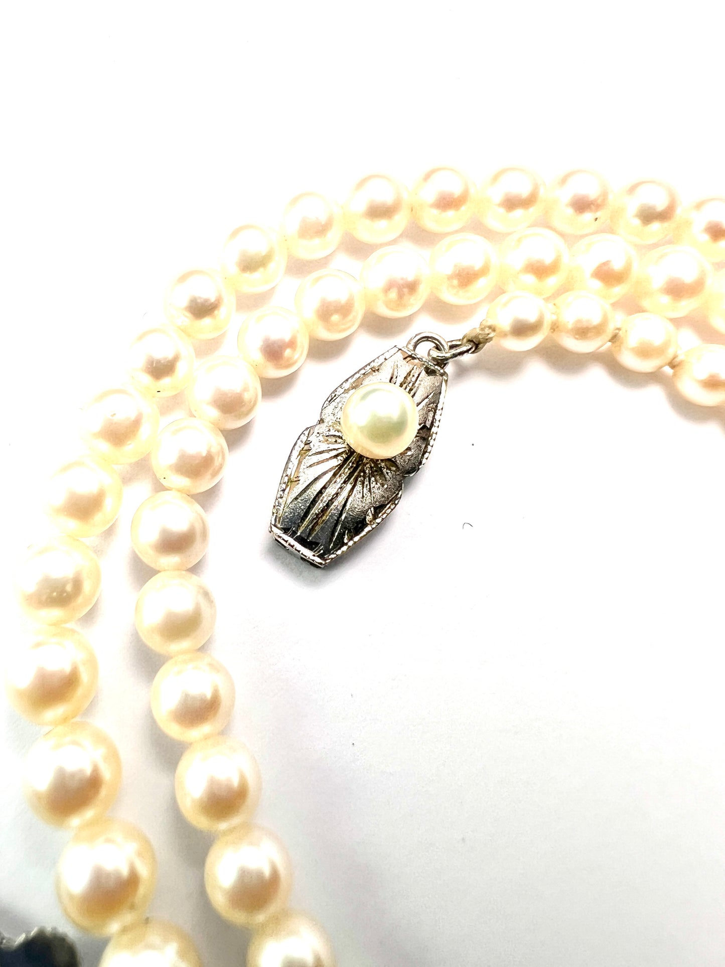 Vintage Cultured Pearl Necklace with Silver Clasp