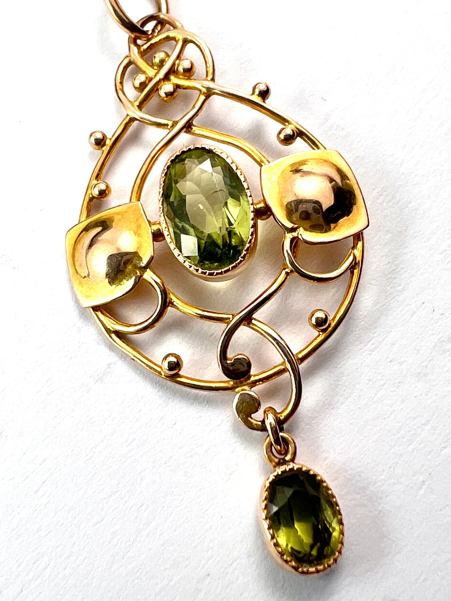 Murrle Bennett Edwardian Art Nouveau 15CT Gold Peridot Pendant