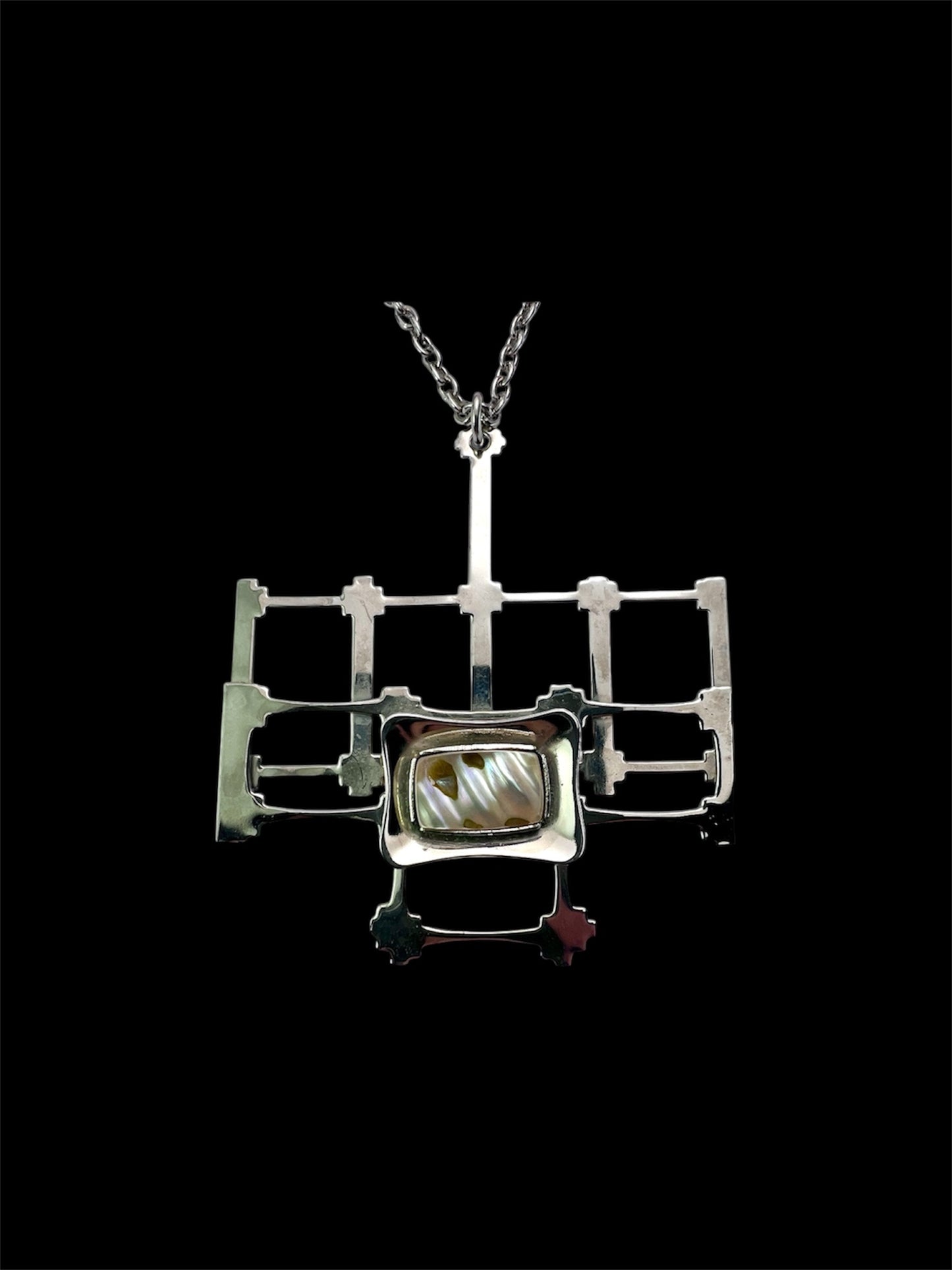 Large Retro Mother of Pearl Modernist Pendant Necklace