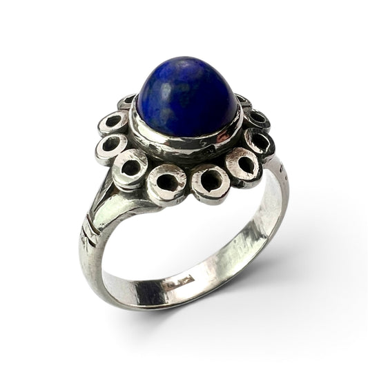 Vintage Lapis Lazuli Egyptian Silver Ring