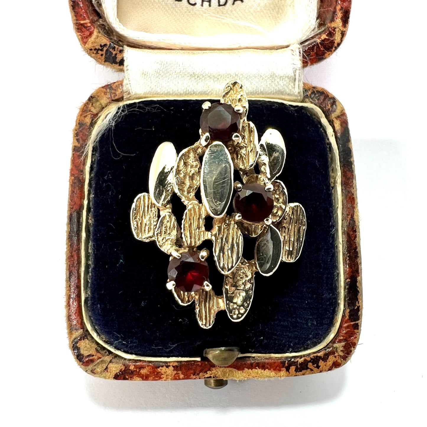 Vintage Brutalist 9CT Gold and Garnet Ring