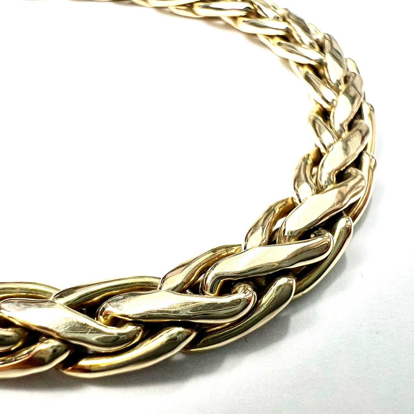 Vintage 9CT Yellow and White Gold Spiga Wheat Style Bracelet