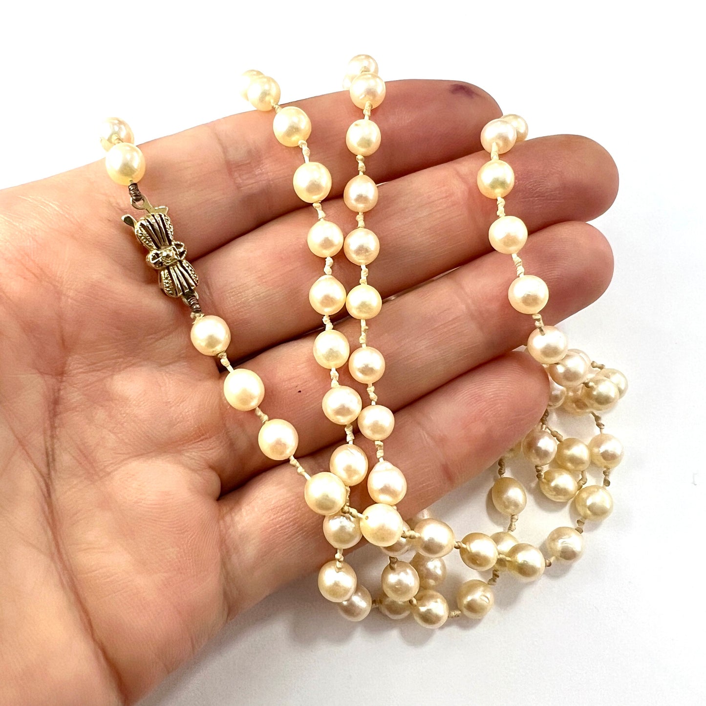 Vintage Very Long Cultured Pearl Necklace with 9CT Gold Clasp