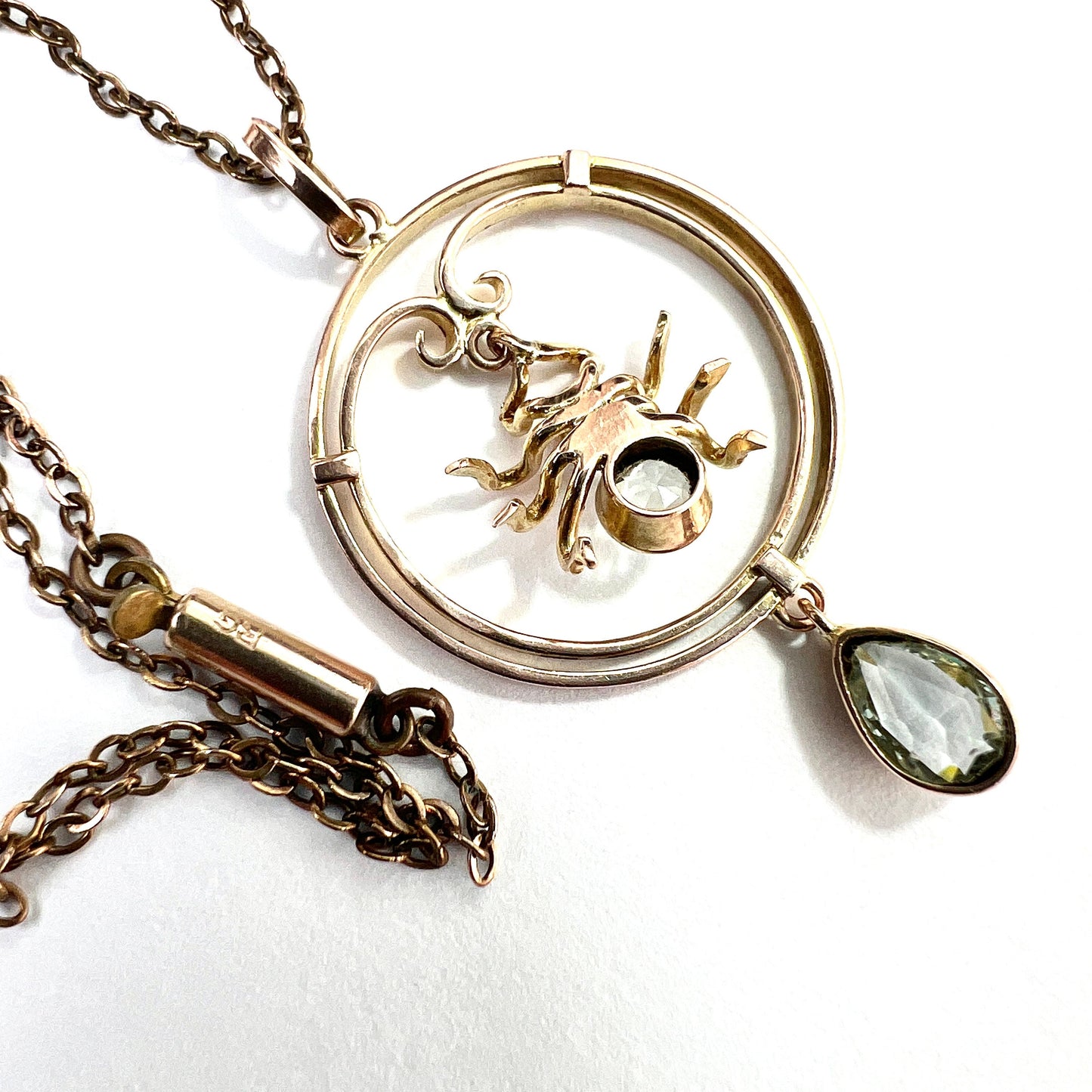 Edwardian 9CT Gold Spider Pendant and Chain Necklace