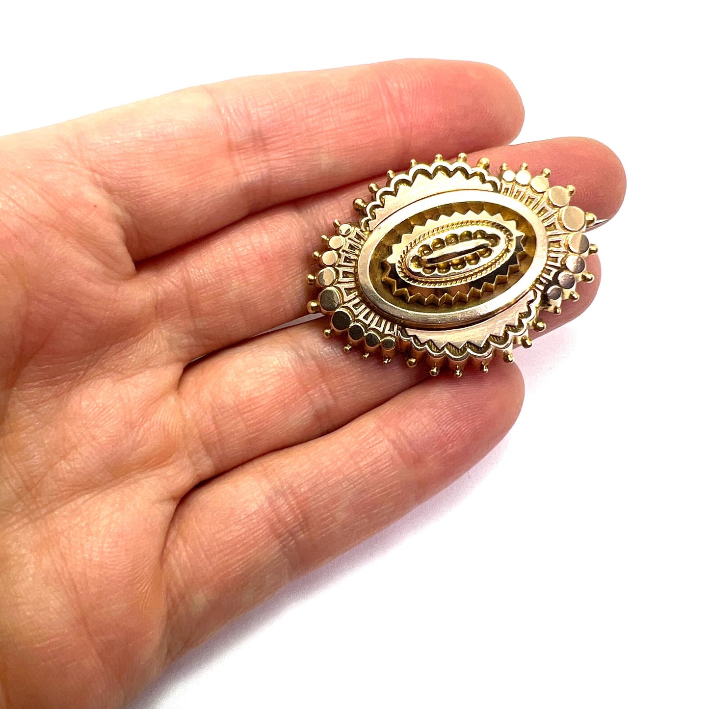 Victorian Etruscan Revival Gold Cased Locket Brooch