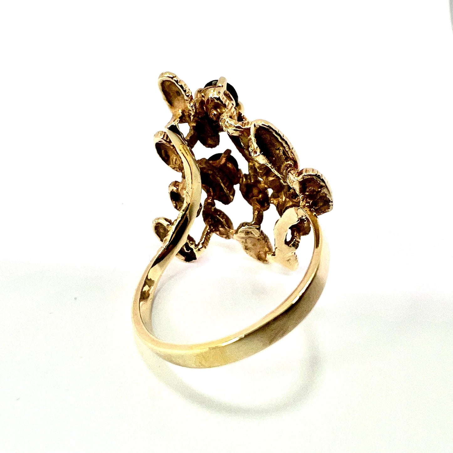Vintage Brutalist 9CT Gold and Garnet Ring
